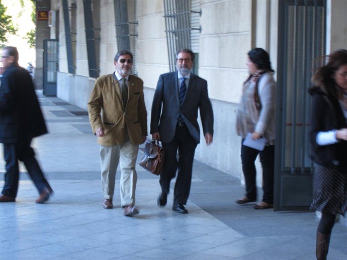 Guerrero Llega A Los Juzgados Junto A Su Abogado