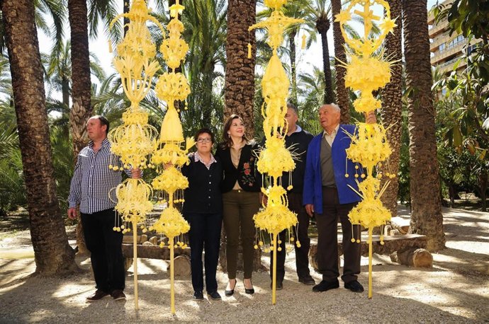 Palmas que Elche enviará a los Reyes, al Papa y al Obispo de Orihuela-Alicante