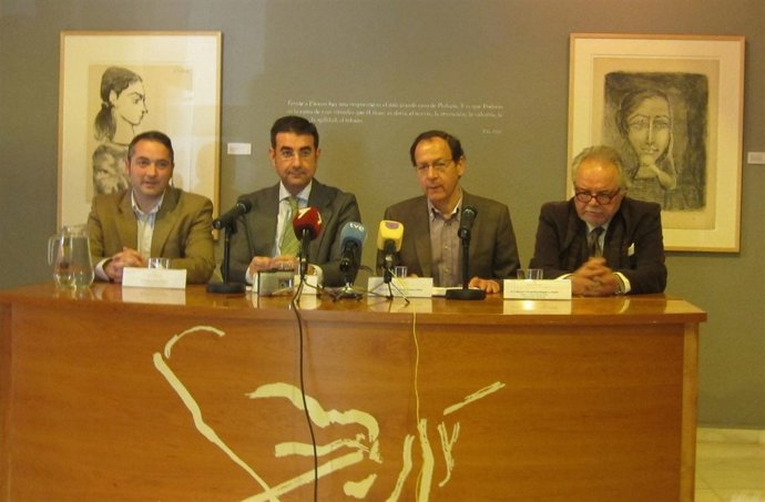 Gómez, Luna, Cámara y Fernández-Delgado