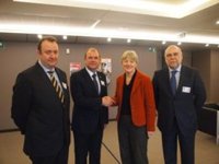 Monago muestra su satisfacción tras las reuniones en Bruselas en defensa del tabaco