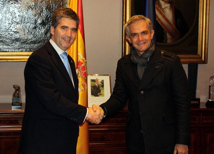 Ignacio Cosidó y el alcalde de México, Miguel Ángel Mancera
