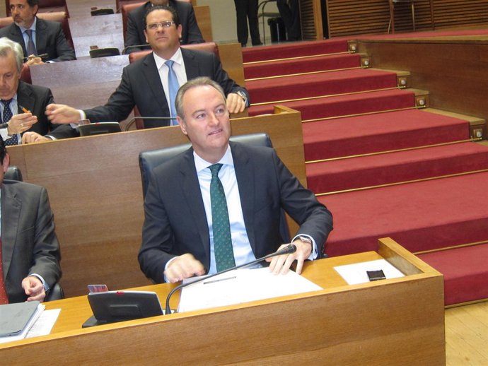El presidente de la Generalitat, Alberto Fabra, en las Corts