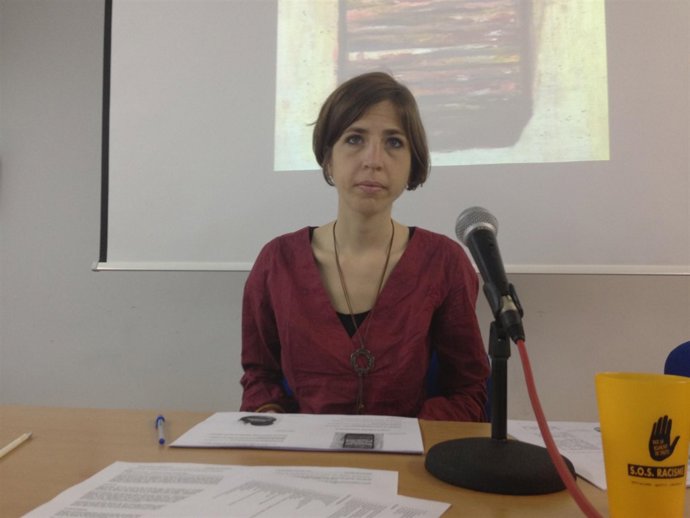 La portavoz de SOS Racisme, Alba Cuevas