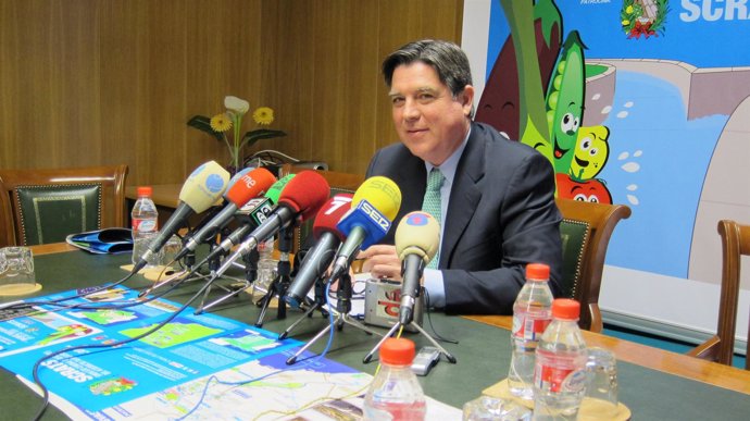 Presidente del Scrats, José Manuel Claver, en rueda de prensa