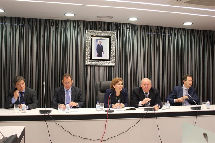 La consellera Isabel Bonig en el Ayuntamiento de Ribarroja