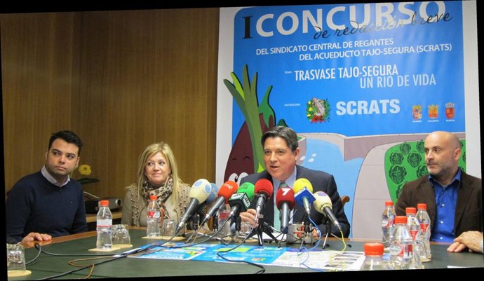 Presentación I Concurso de redacción breve Scrats