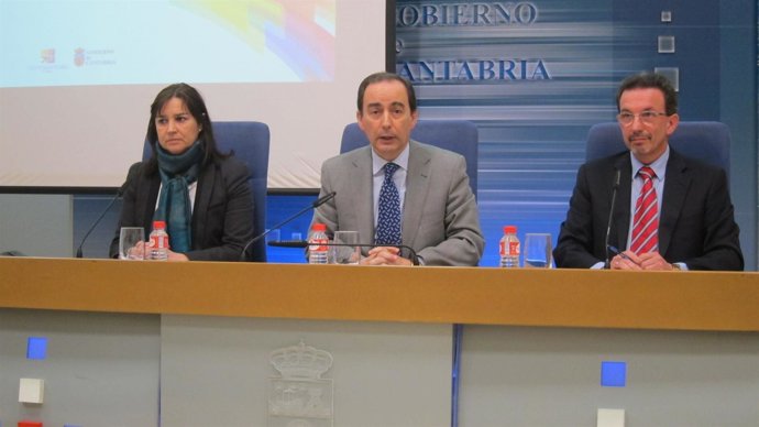 Serna en la presentación del II Plan de Cualificaciones y FP
