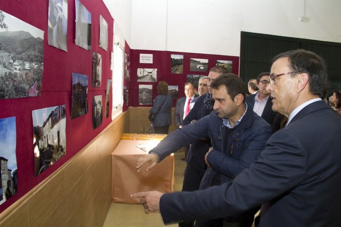El presidente de la Diputación de Huelva, en las jornadas de patrimonio. 