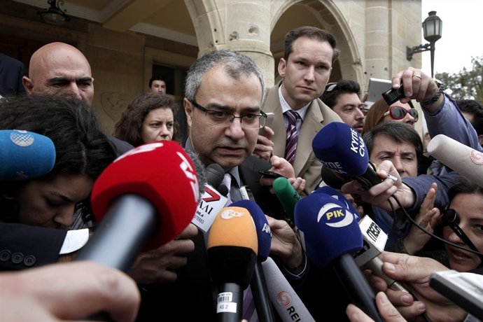 El gobernador del Banco Central de Chipre, Panicós Demetriades