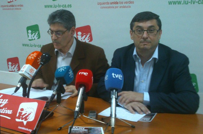 José Luis Pérez Tapias y José Luis Centella, hoy en rueda de prensa