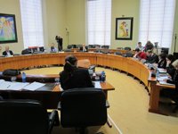 El Parlamento insta al Consello de Contas a analizar la deuda de la administración institucional