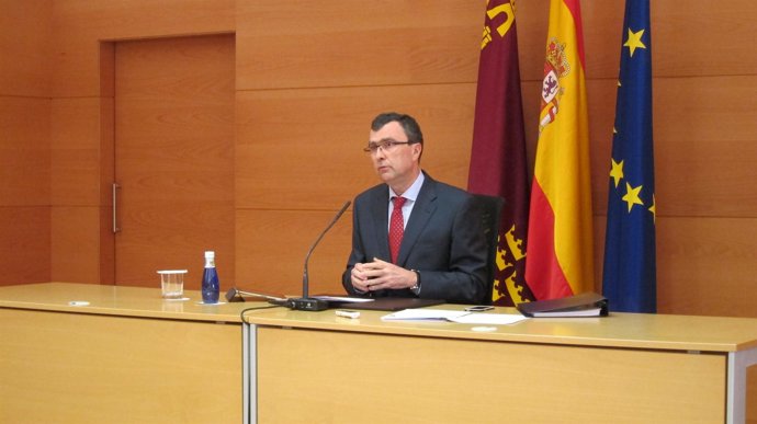 José Ballesta en rueda de prensa