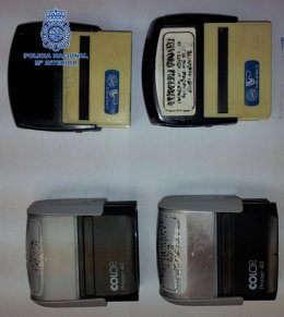 Sellos utilizados por la trama desarticulada en Alicante