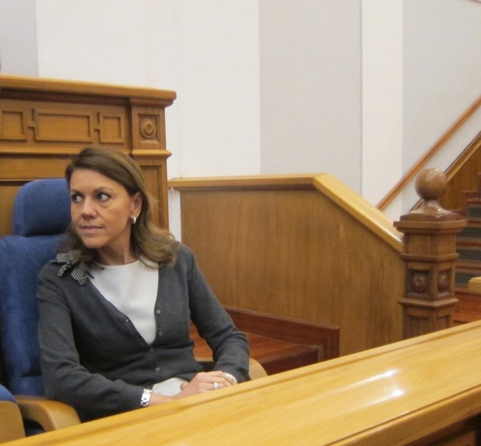 María Dolores de Cospedal en el pleno de las Cortes