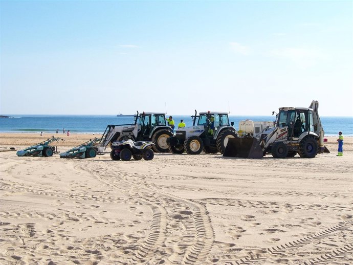 Dispositivo De Limpieza Y Mantenimiento De Playas