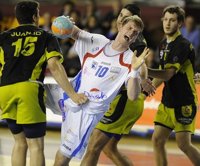 Balonmano/Liga Campeones.- (Crónica) El Reale Ademar dice adiós tras una nueva derrota (33-25) ante el Veszprem