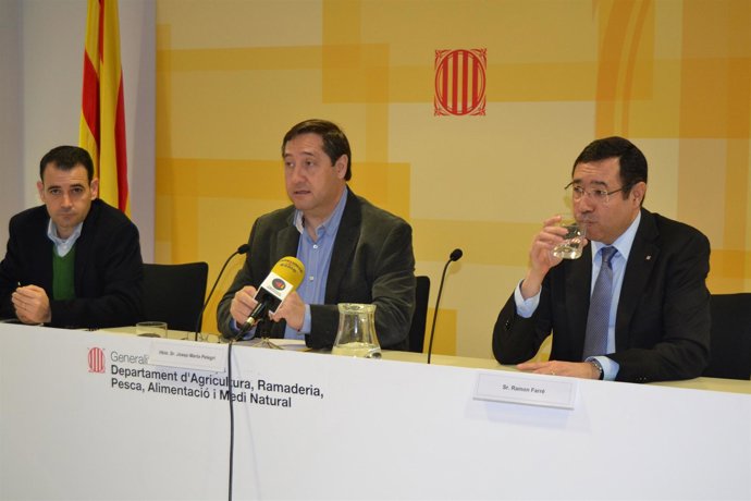 El conseller J.M. Pelegrí en rueda de prensa