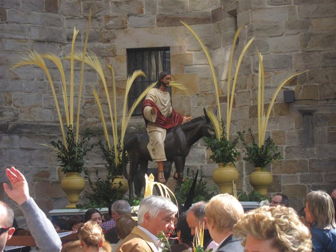 Paso de Jesús en su entrada en Jerusalén