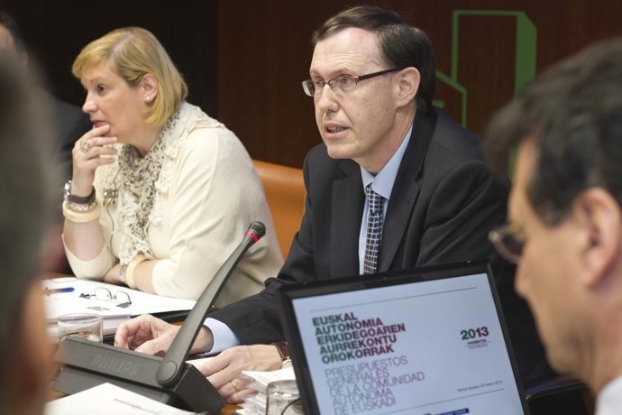 Gatzagatxebarria, comparecencia en el parlamento vasco