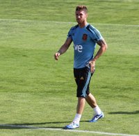 Sergio Ramos: "Con el escudo no ganas a nadie"