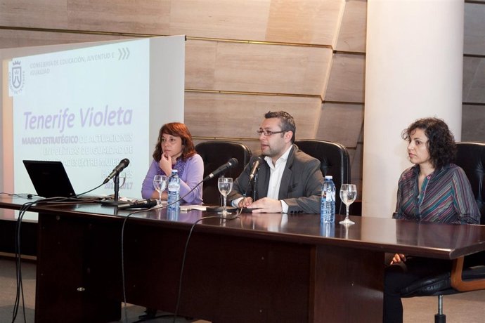 Un instante el Encuentro Insular