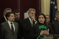 Colau estudia acciones legales por las palabras de Cifuentes y otras acusaciones desde el PP