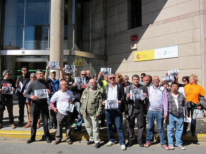 Concentración de apoyo a Dolors Carrasquilla