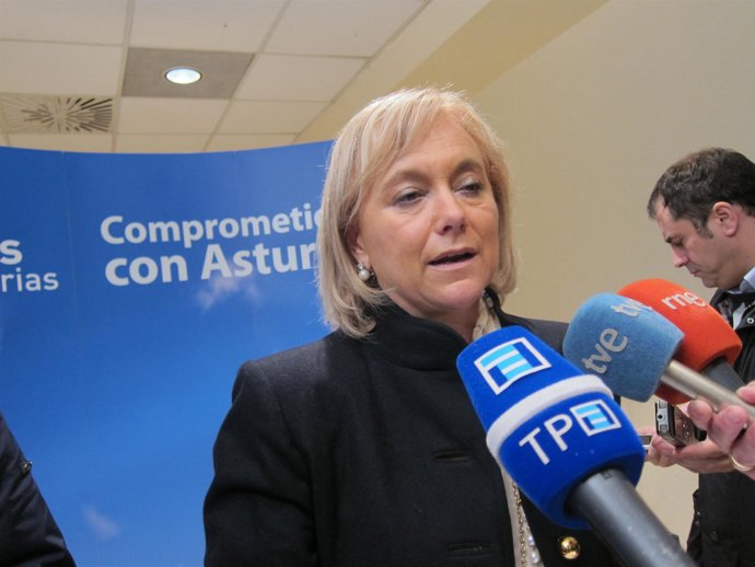 Mercedes Fernández.