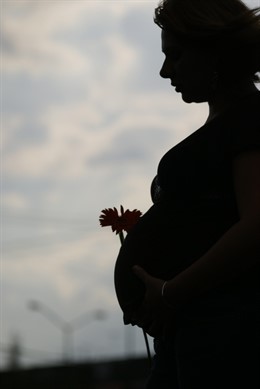 Imagen de recurso de una mujer embarazada