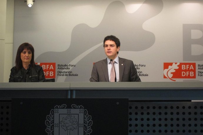 Los diputados Itziar Garamendi y Unai Rementeria