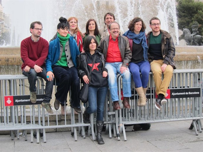 Equipo de Helena Tornero para la obra 'No parlis amb estranys'