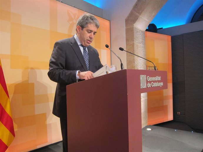 El conseller F.Homs, tras el Consell Executiu