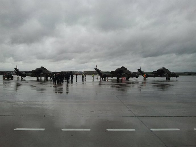   Helicópteros Españoles Que Partirán A Afganistán Desde Torrejón