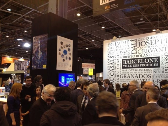 Presencia catalana en el Salón del Libro de París.