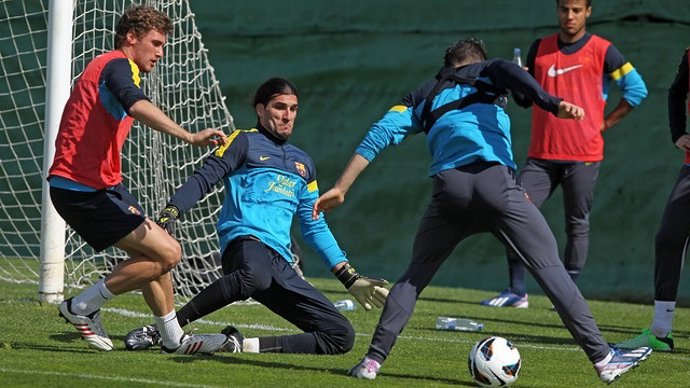 Pinto, en el entrenamiento del Barcelona