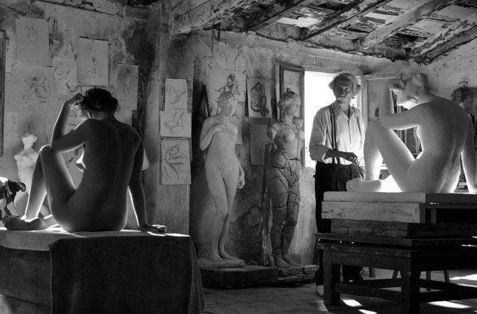  'El Artista Y La Modelo'