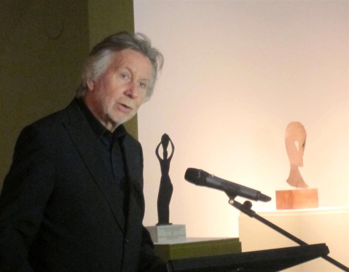 El escultor Bernar Venet en el IVAM