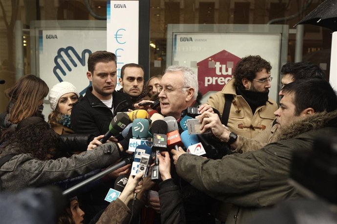 Cayo Lara presenta querella criminal por el caso Bárcenas