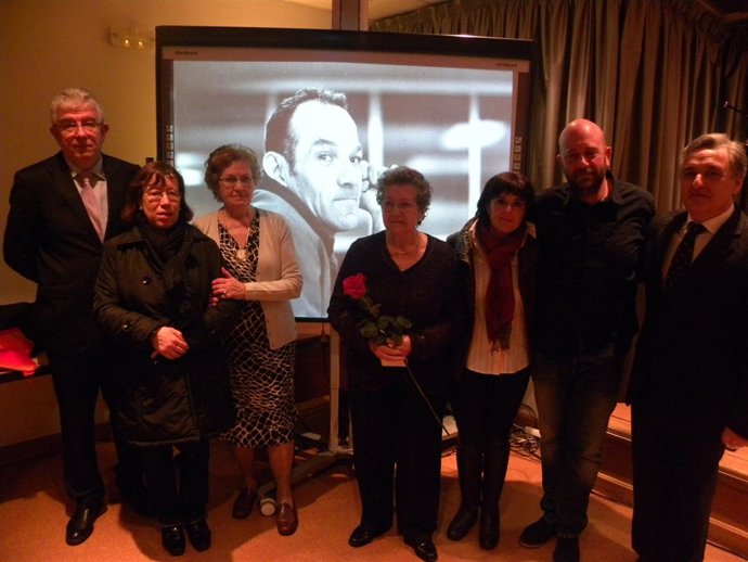 Hermida (a la izquierda), junto a familiares de Kike