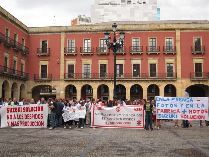 Trabajadores de Suzuki Gijón
