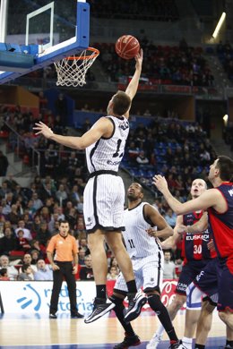 Axel Hervelle Caja Laboral  Bilbao Basket 