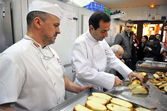 Victoria visita una pastelería