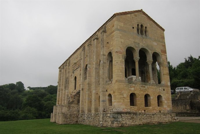 Santa María Del Naranco