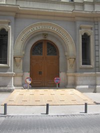 Ayuntamiento desaconseja circular con vehículo privado por la zona centro a partir de las 17.45