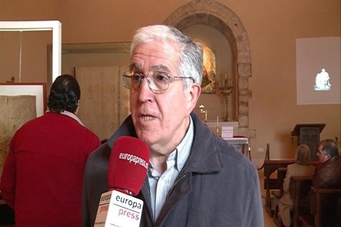 Visitante de la copia de la Sábana Santa