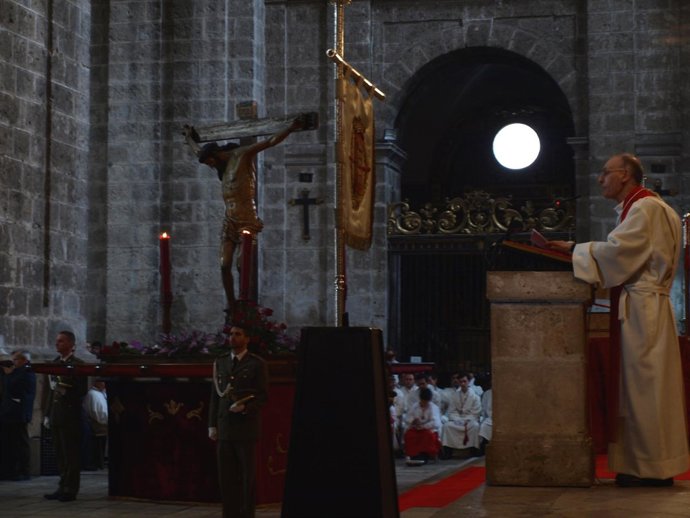 Heras dirige el 'Sermón de las Siete Palabras' ante el Cristo de las Mercedes