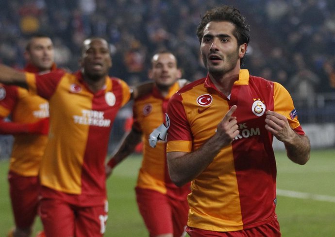 Hamit Altintop celebra un gol con el Galatasaray