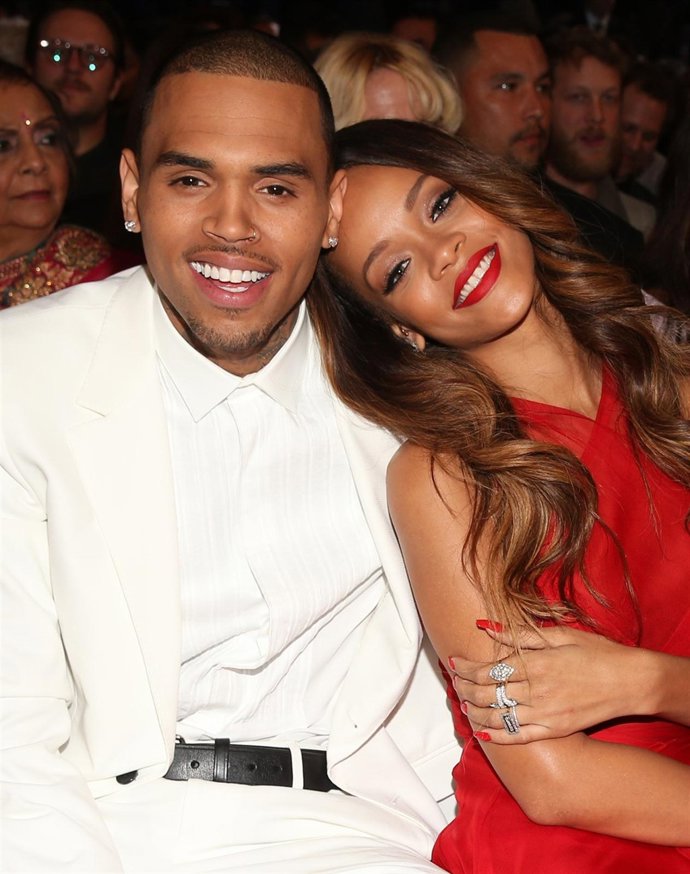 RIHANNA Y CHRIS BROWN