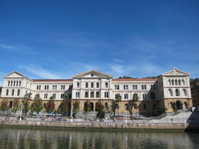 Universidad De Deusto