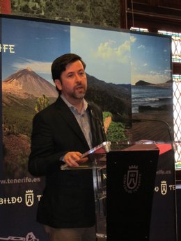Carlos Alonso, en rueda de prensa